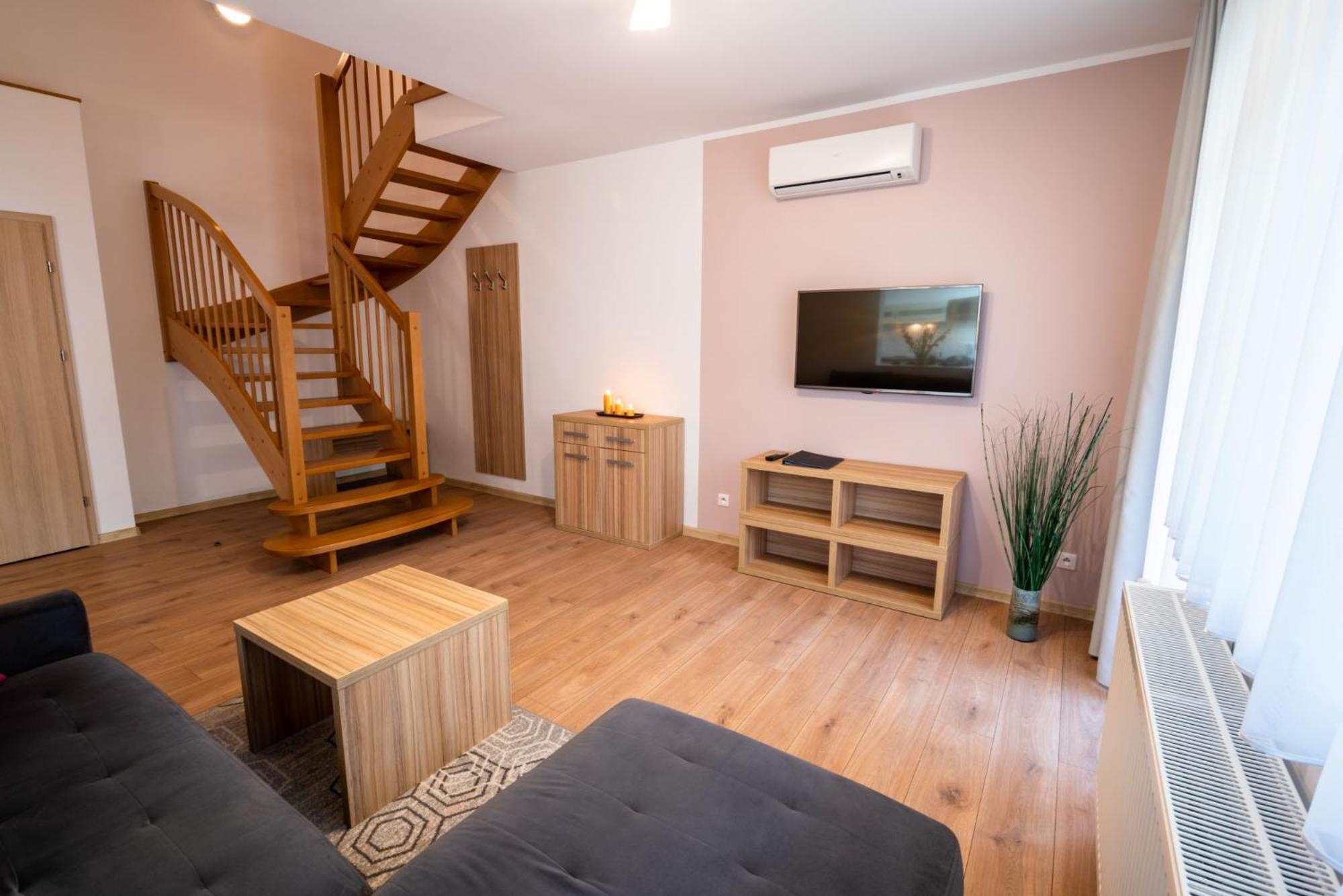 شكلارسكا بوريبا Malina Apartamenty الغرفة الصورة