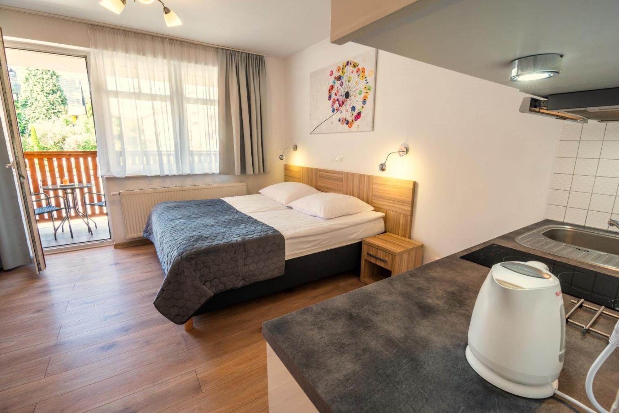 شكلارسكا بوريبا Malina Apartamenty الغرفة الصورة